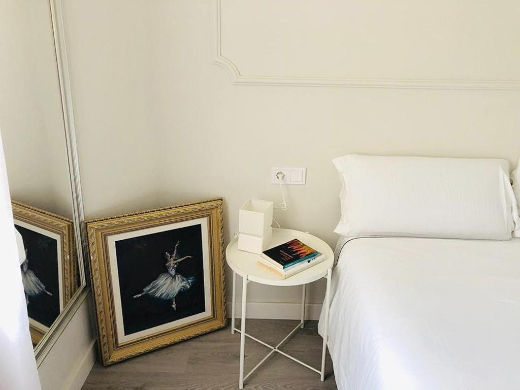 Apartamento a 50 metros de la playa malagueta con vistas al mar Málaga Exterior foto